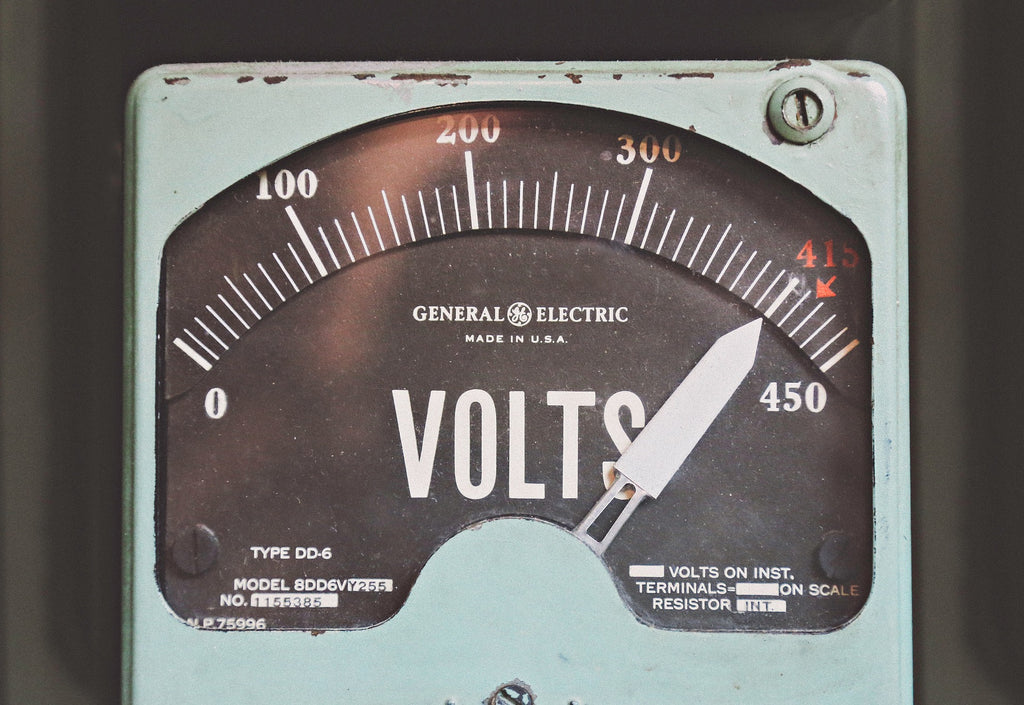 Changer le Voltage 12v, 24v, 48v, 100v, 110v, 120v, 127v, 220v, 230v, 240v, comment faire ?